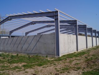Груб строеж